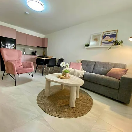 Apartmán Nikol's 1 *